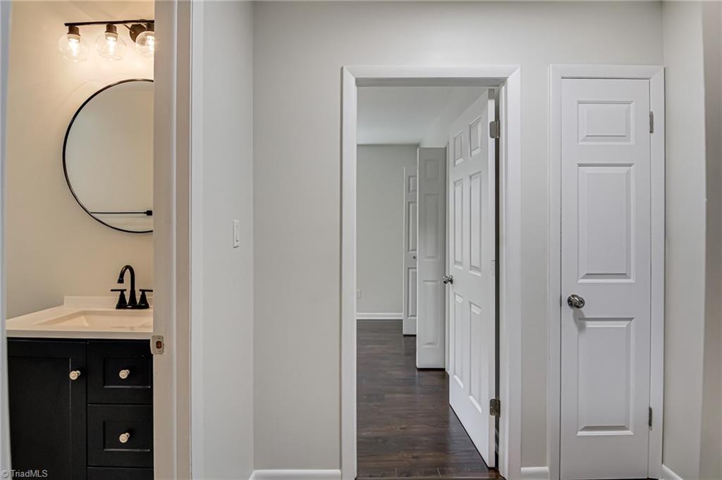 2755 Reynolds Park Road, Winston-Salem