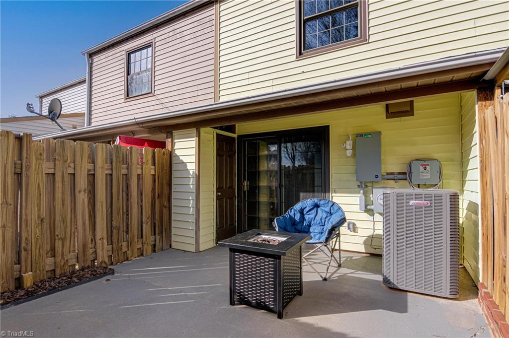 2755 Reynolds Park Road, Winston-Salem