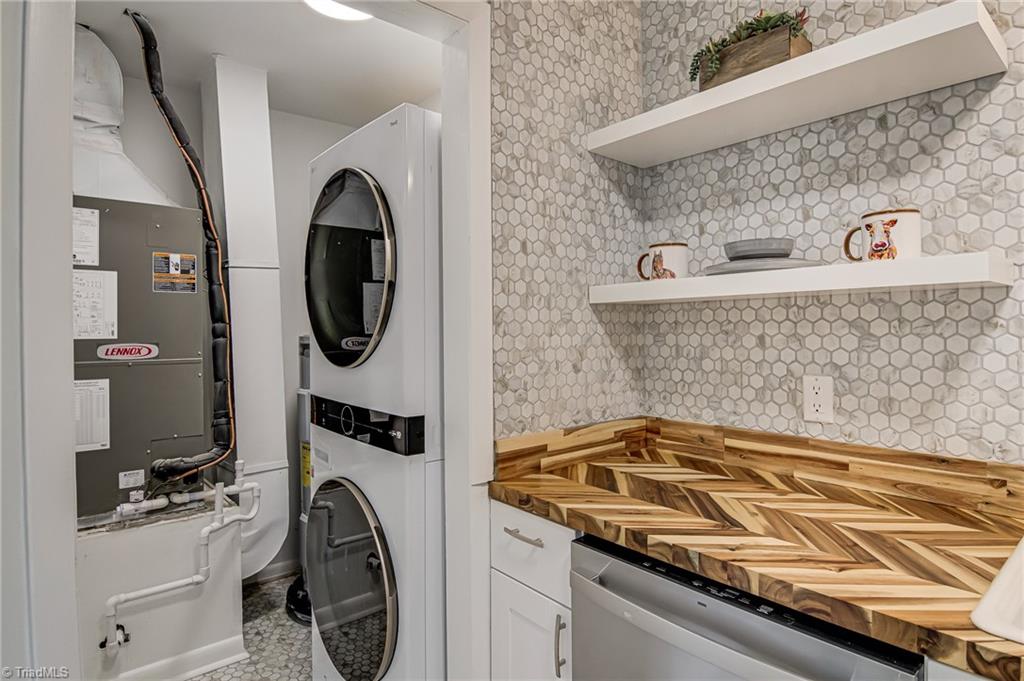 2755 Reynolds Park Road, Winston-Salem