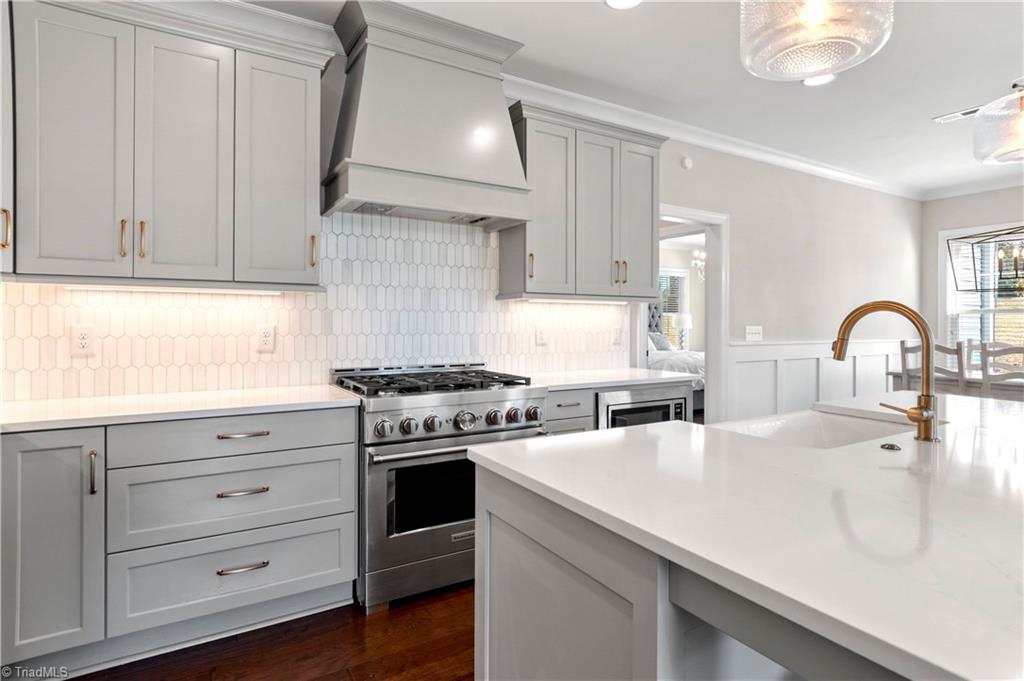 1607 Wisteria Drive, Winston-Salem