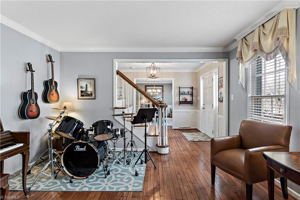 8204 Rivermont Drive