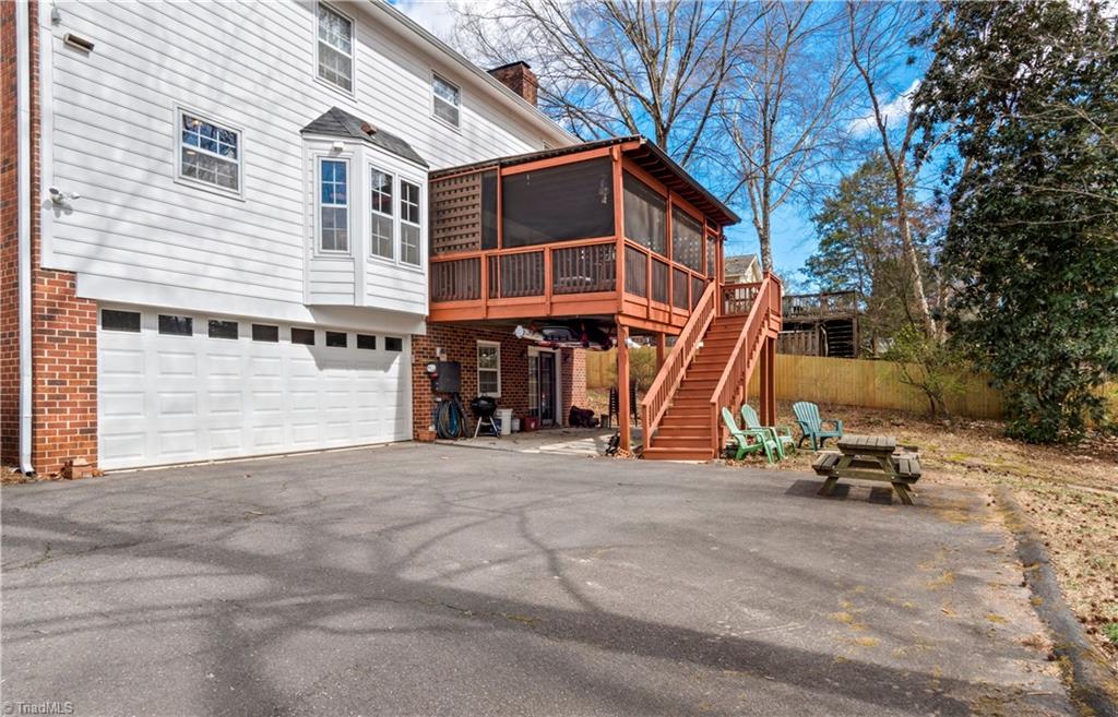 8204 Rivermont Drive