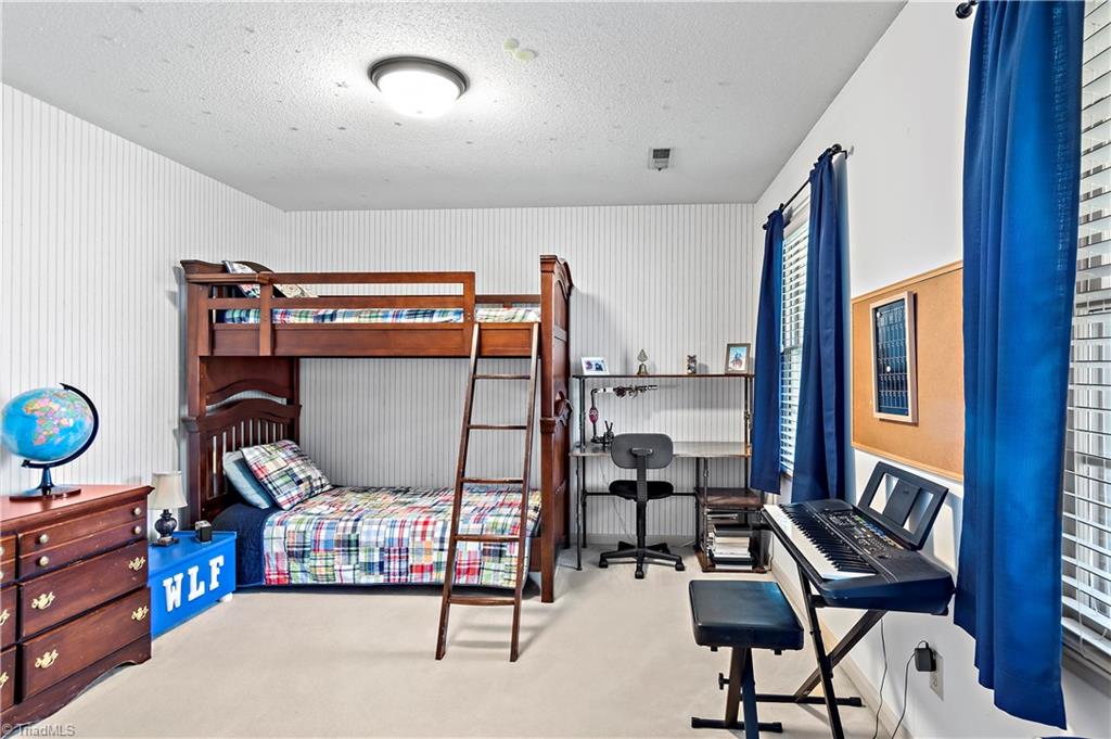 8204 Rivermont Drive