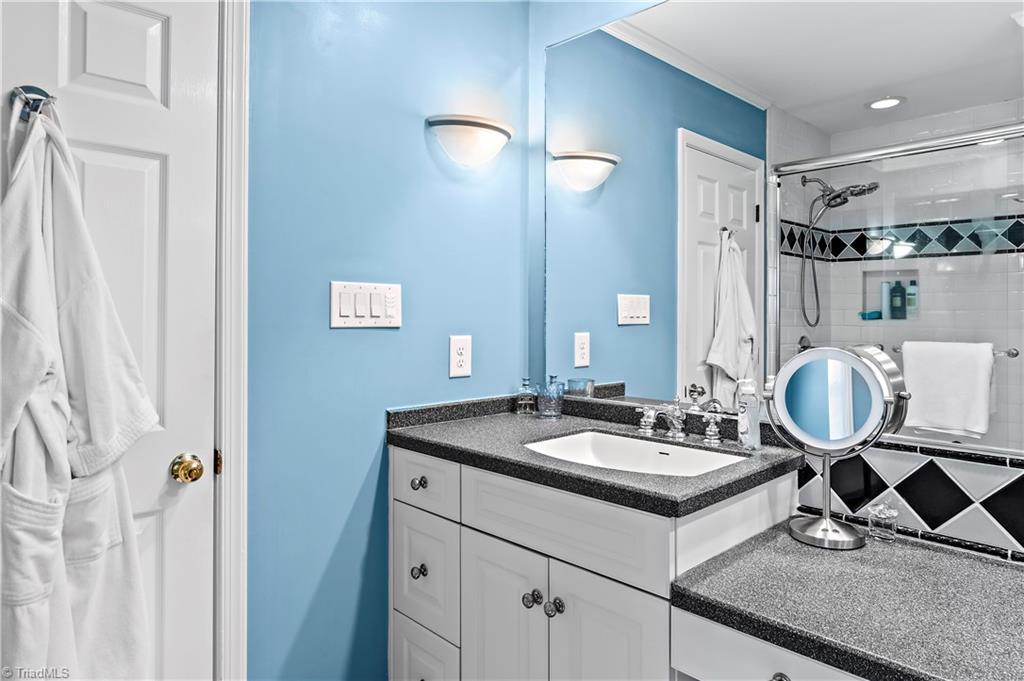 8204 Rivermont Drive