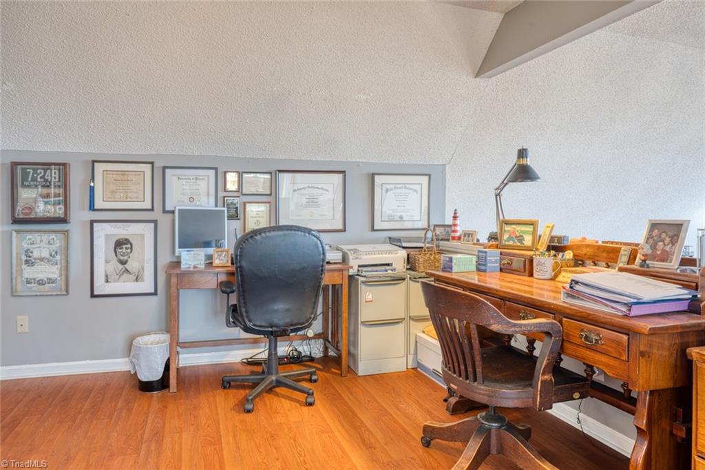 8094 Deer Hill Circle