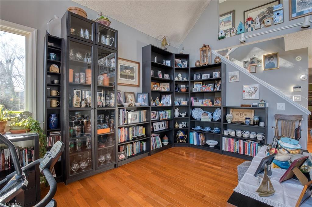 8094 Deer Hill Circle