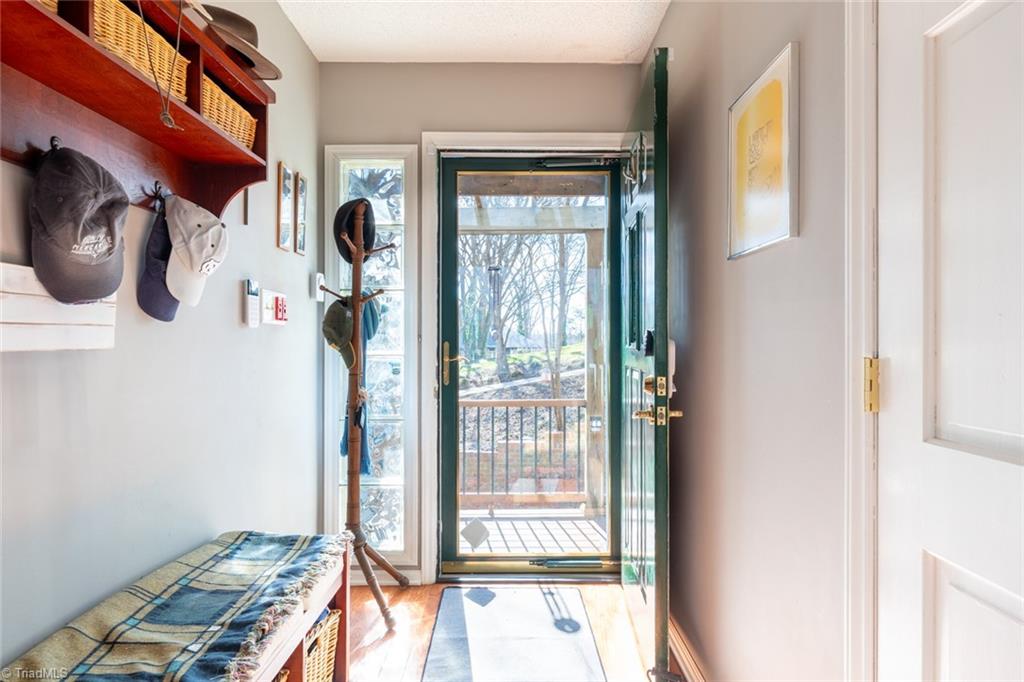 8094 Deer Hill Circle