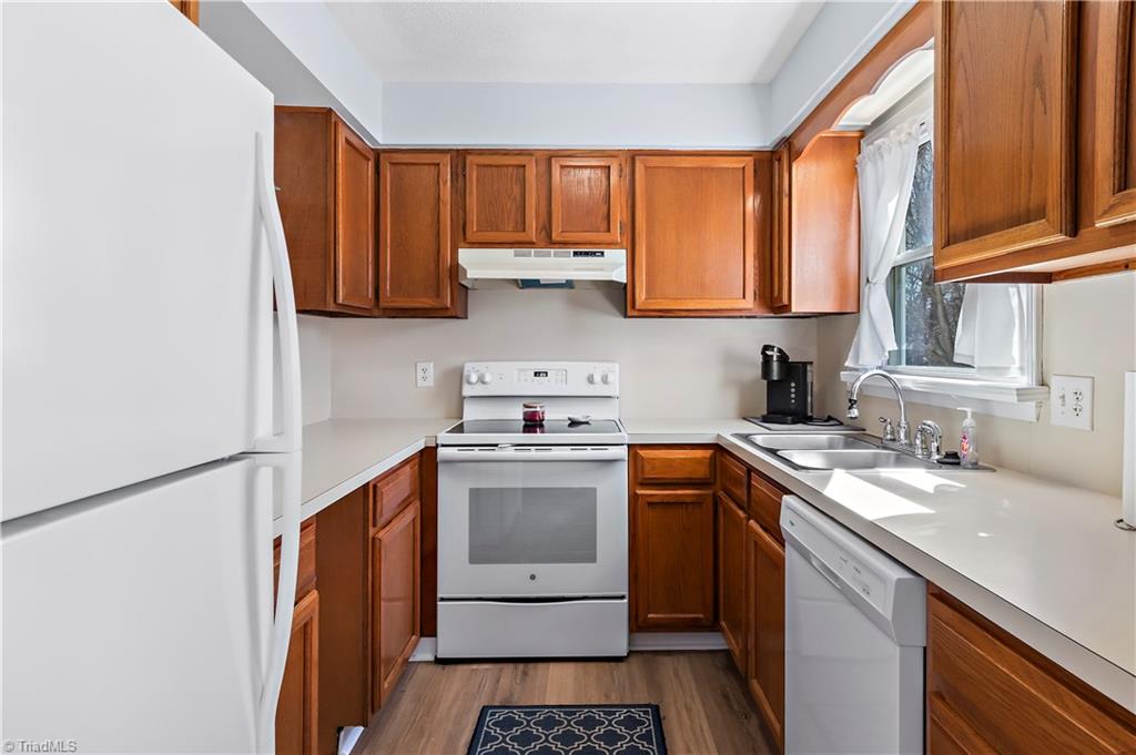 2305 Flagstone Court, Winston-Salem Unit: E