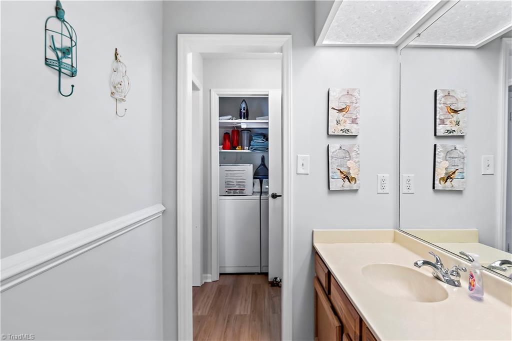 2305 Flagstone Court, Winston-Salem Unit: E