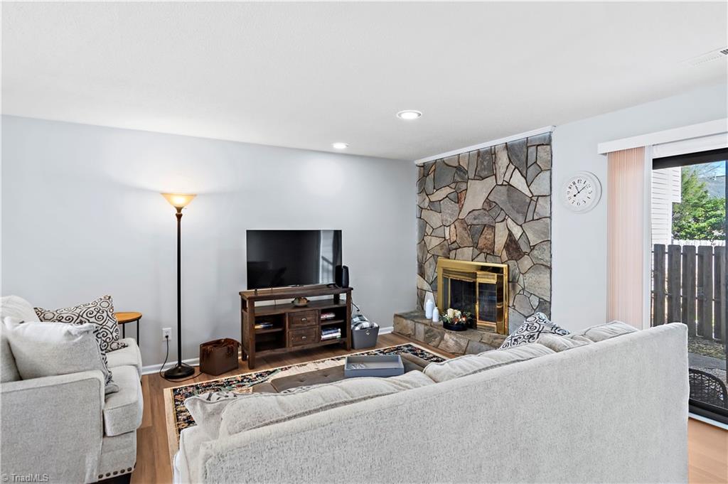 2305 Flagstone Court, Winston-Salem Unit: E