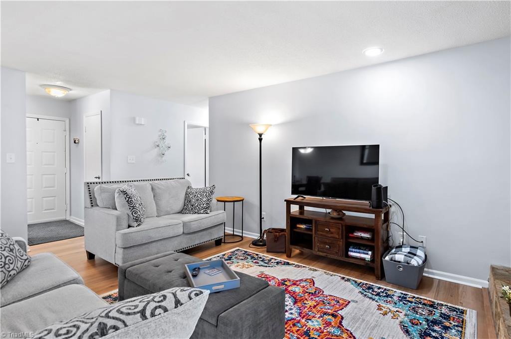 2305 Flagstone Court, Winston-Salem Unit: E