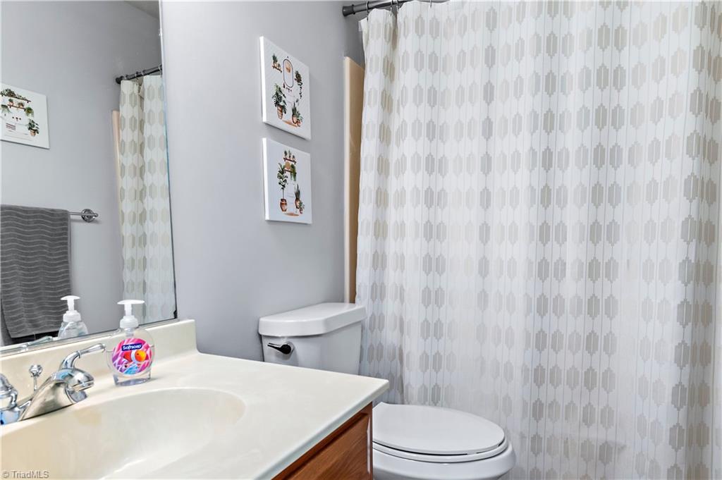 2305 Flagstone Court, Winston-Salem Unit: E