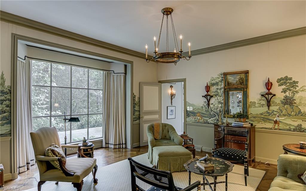 8401 Shallowford Road