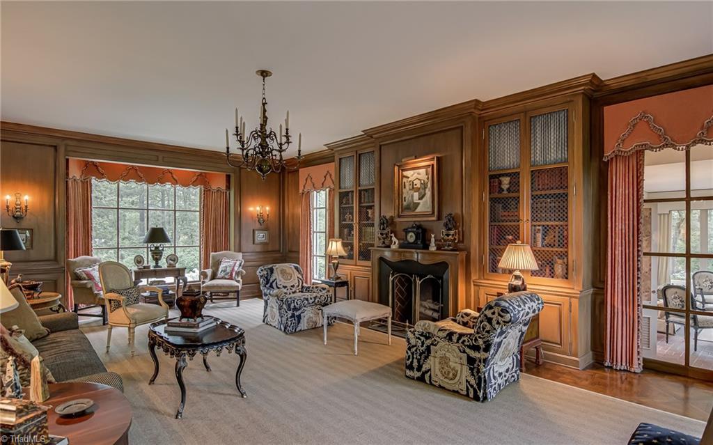 8401 Shallowford Road