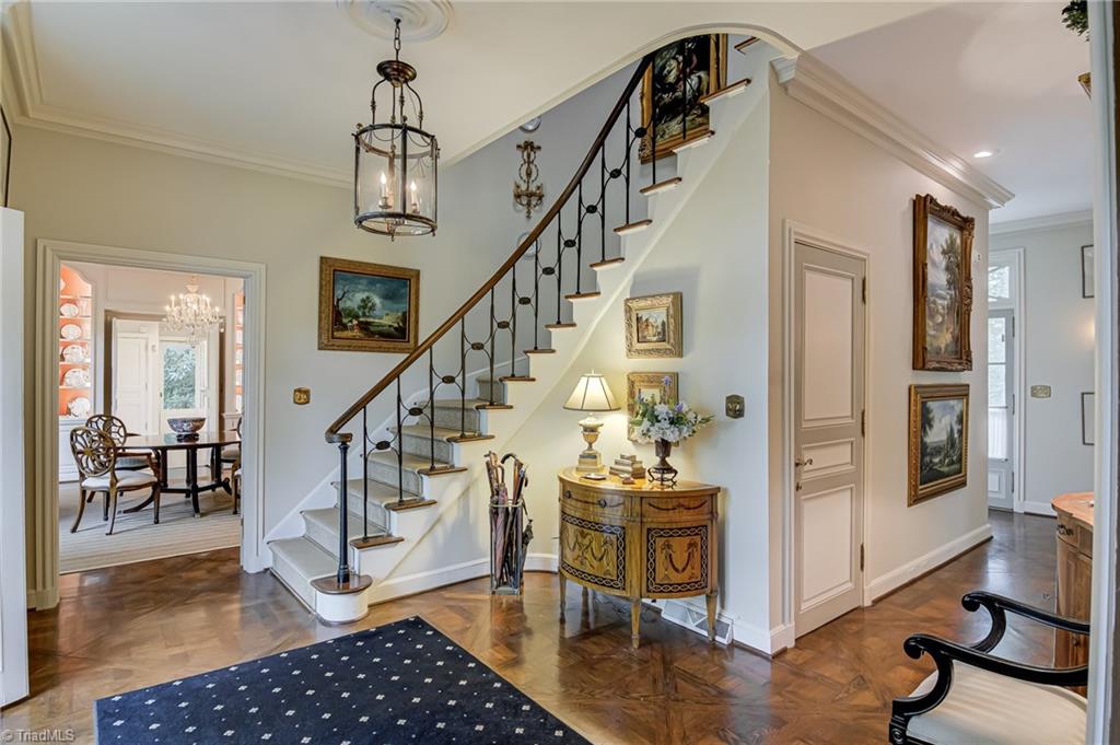 8401 Shallowford Road