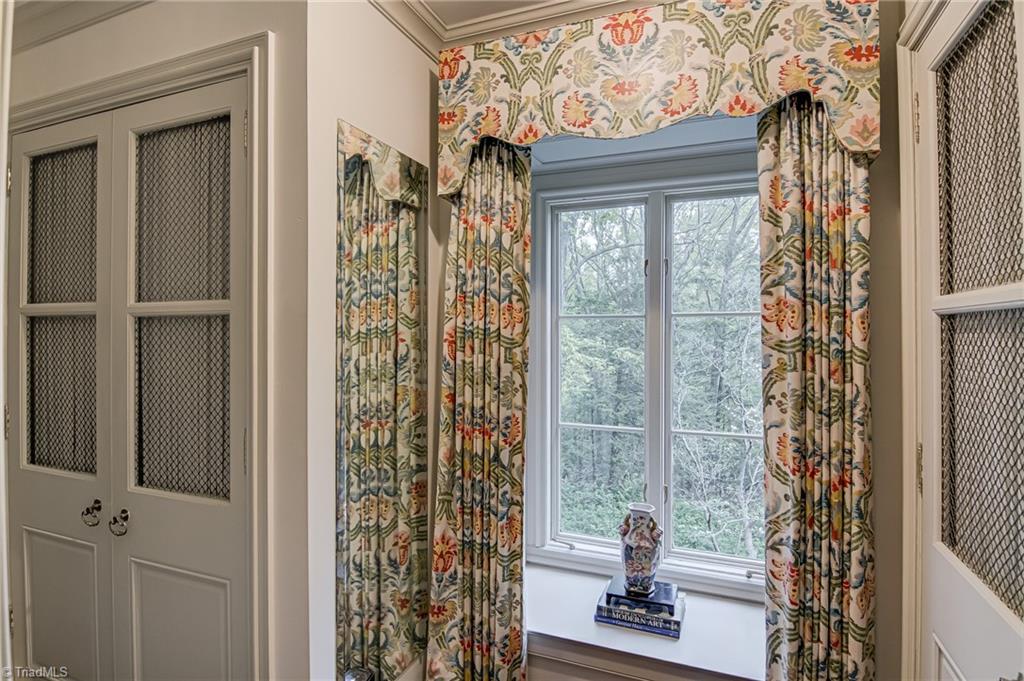 8401 Shallowford Road