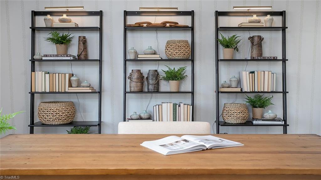 822 Merriweather Drive