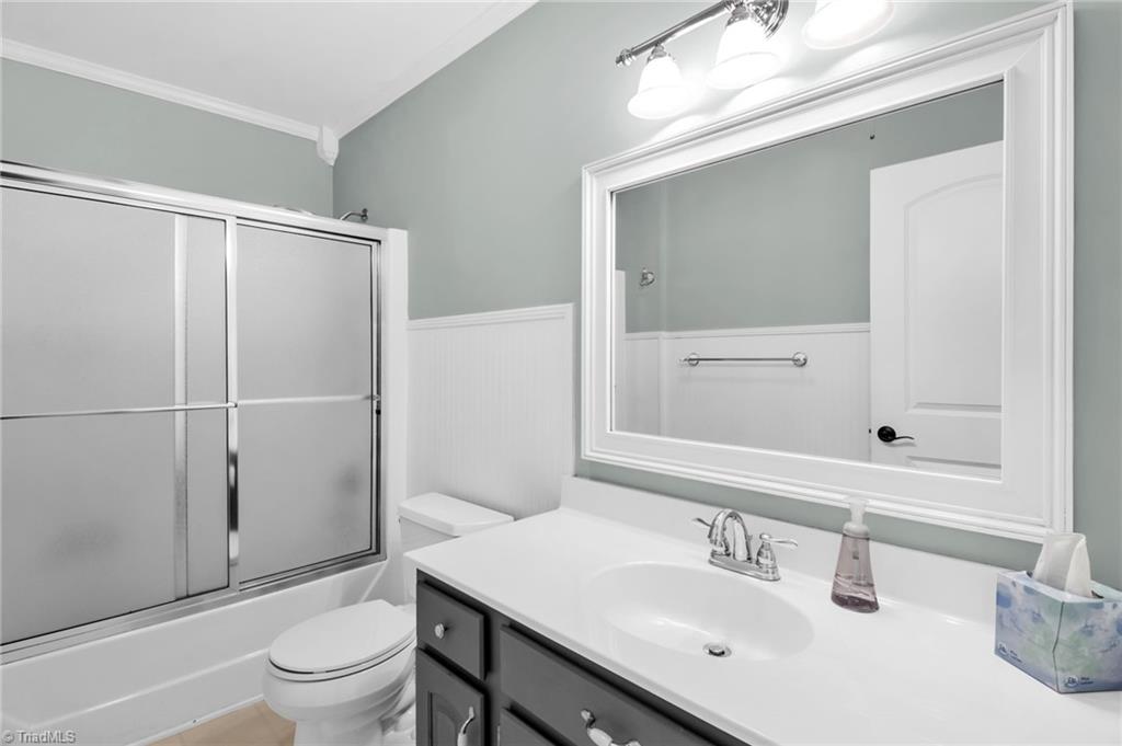 904 Ridge Gate Drive