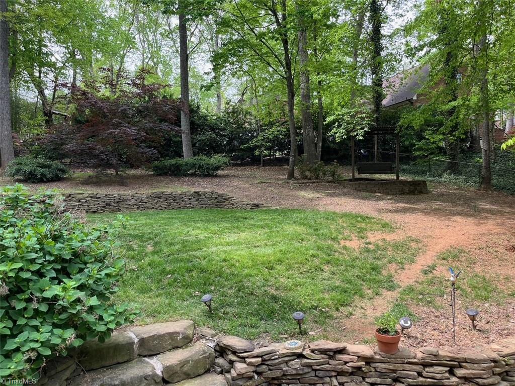 904 Ridge Gate Drive