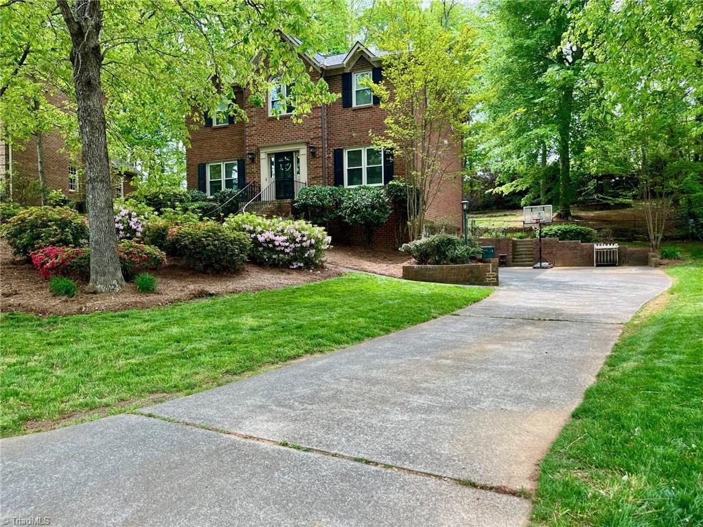 904 Ridge Gate Drive