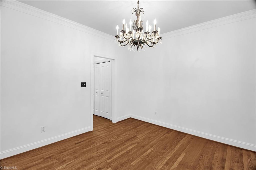 904 Ridge Gate Drive