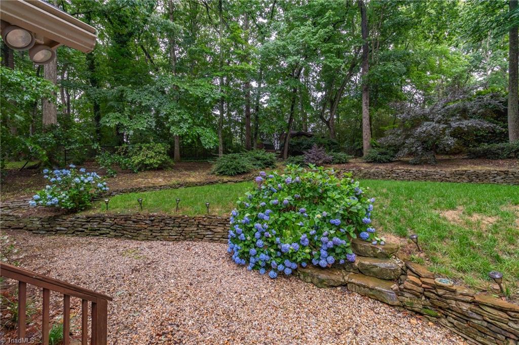 904 Ridge Gate Drive