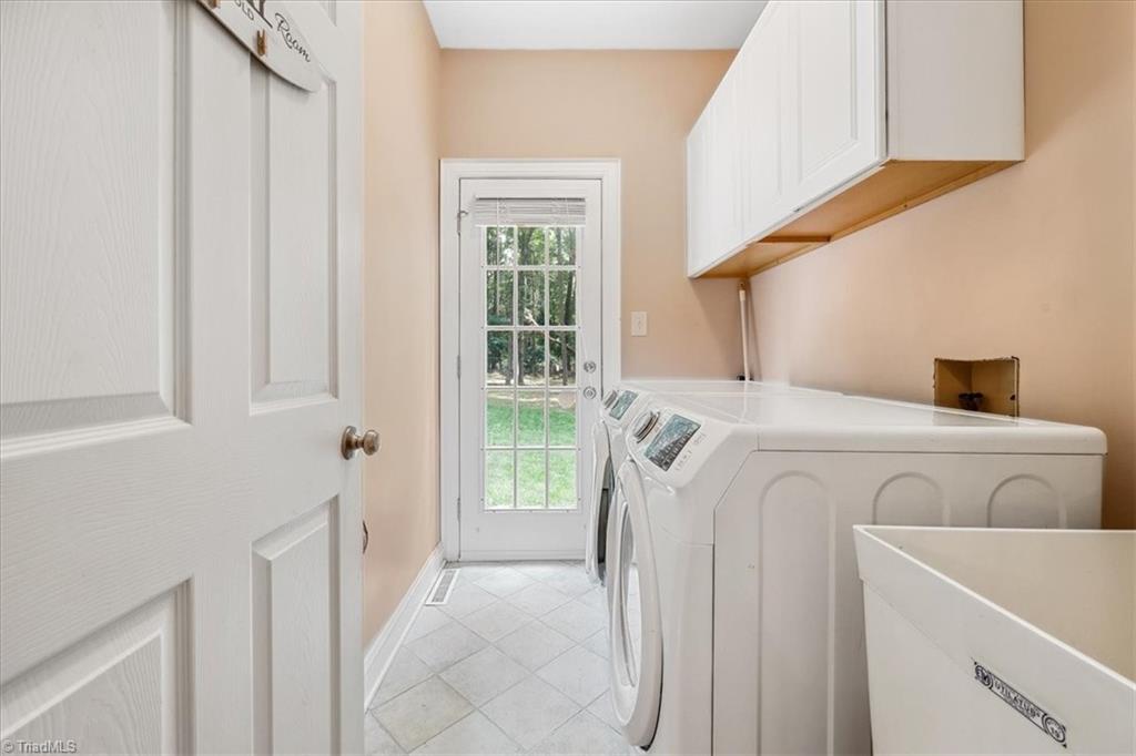 6620 Village Brook Trail