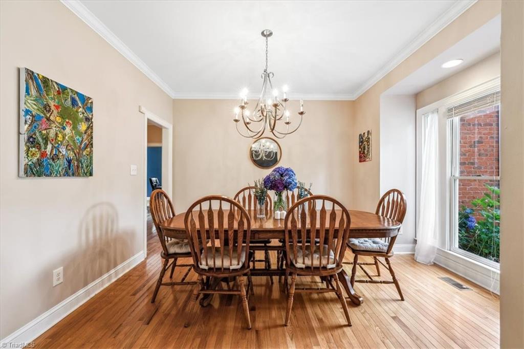 6620 Village Brook Trail