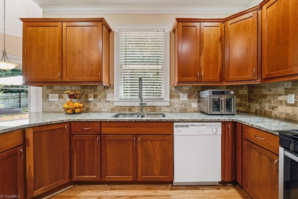 6620 Village Brook Trail