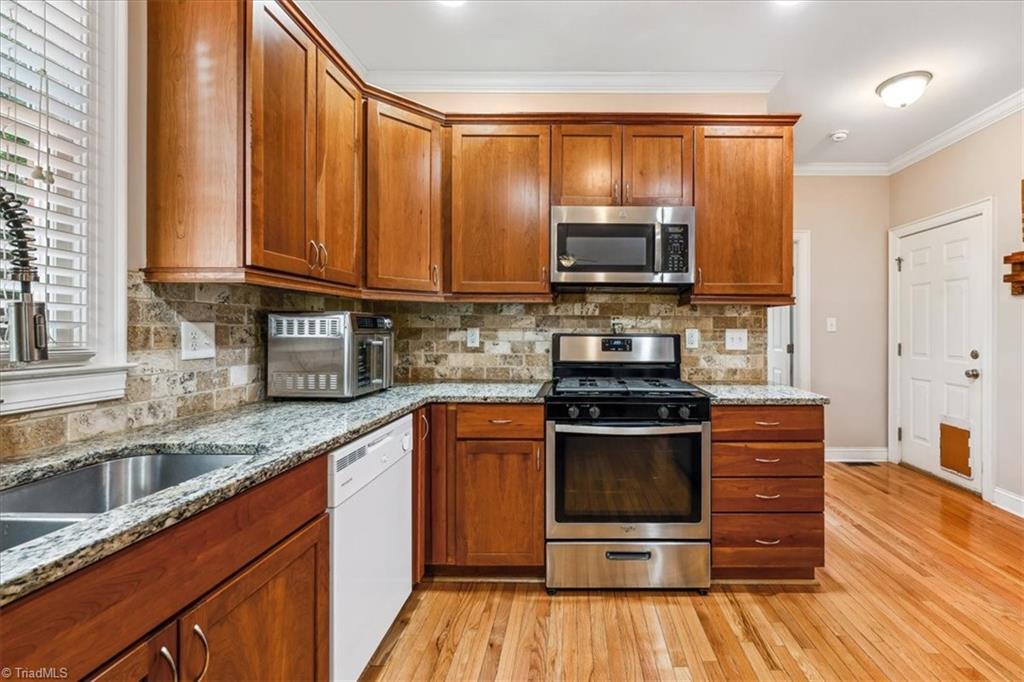 6620 Village Brook Trail