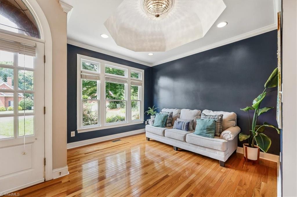 6620 Village Brook Trail