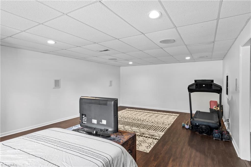 6165 Vienna Dozier Road