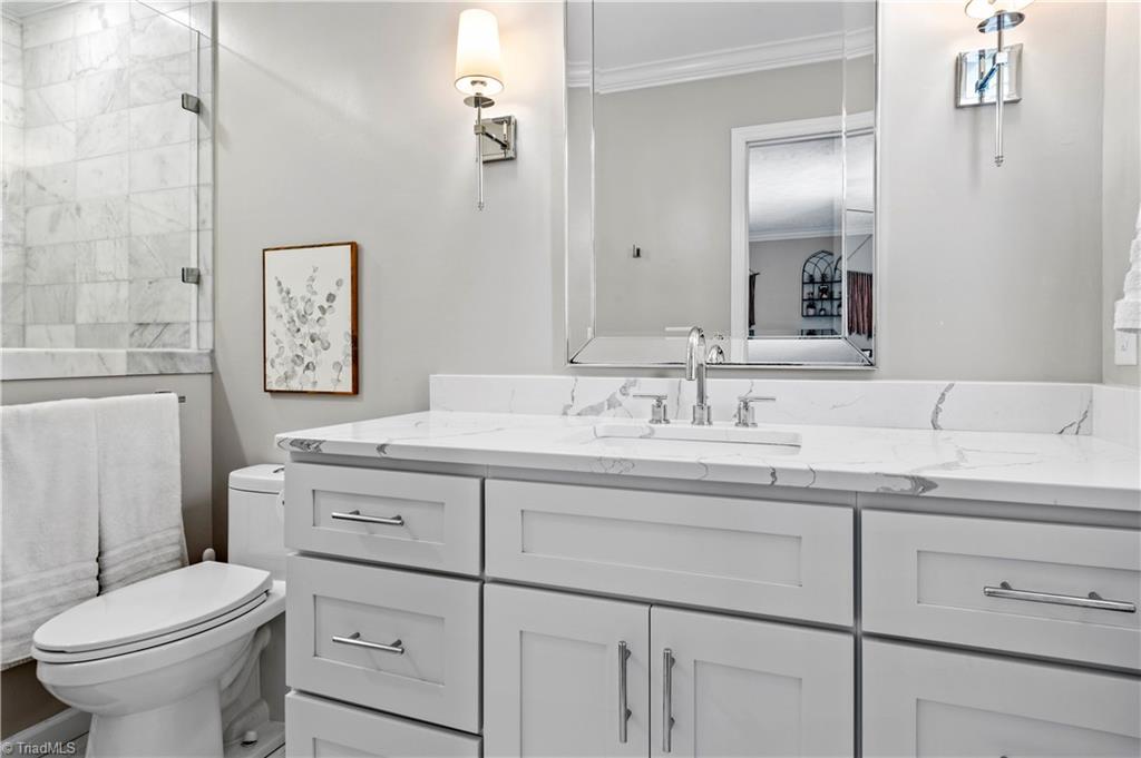 6165 Vienna Dozier Road