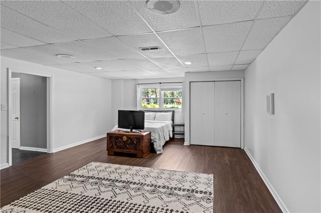 6165 Vienna Dozier Road