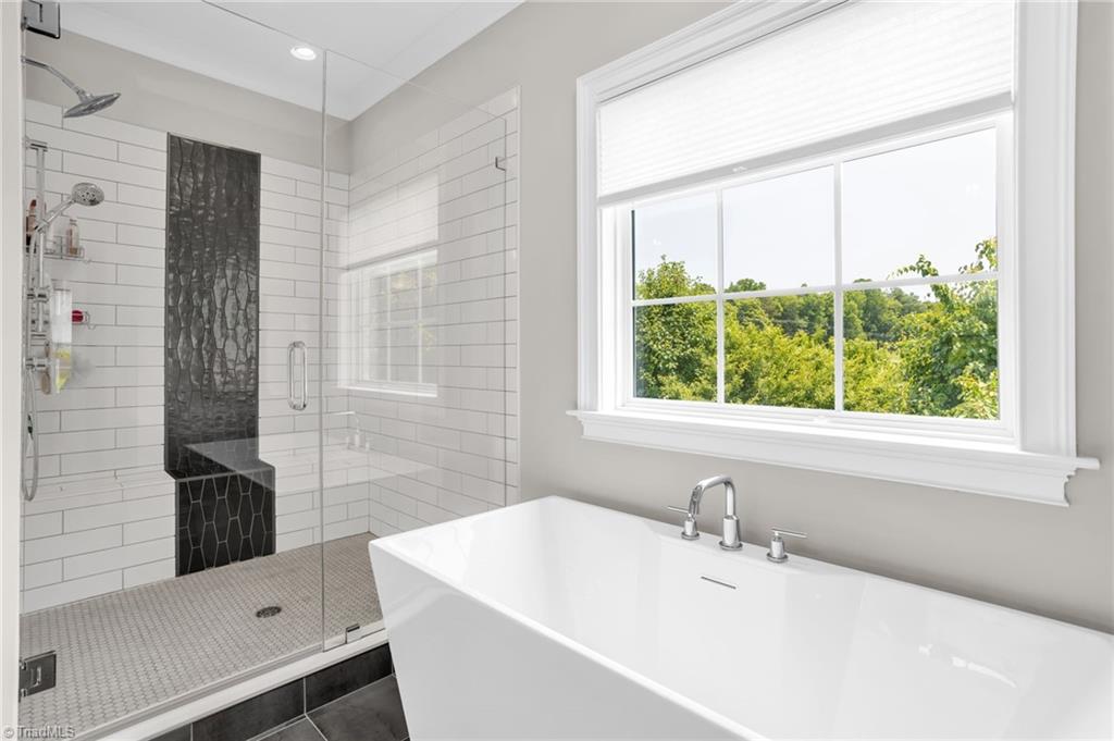 1020 Compass Rose Court