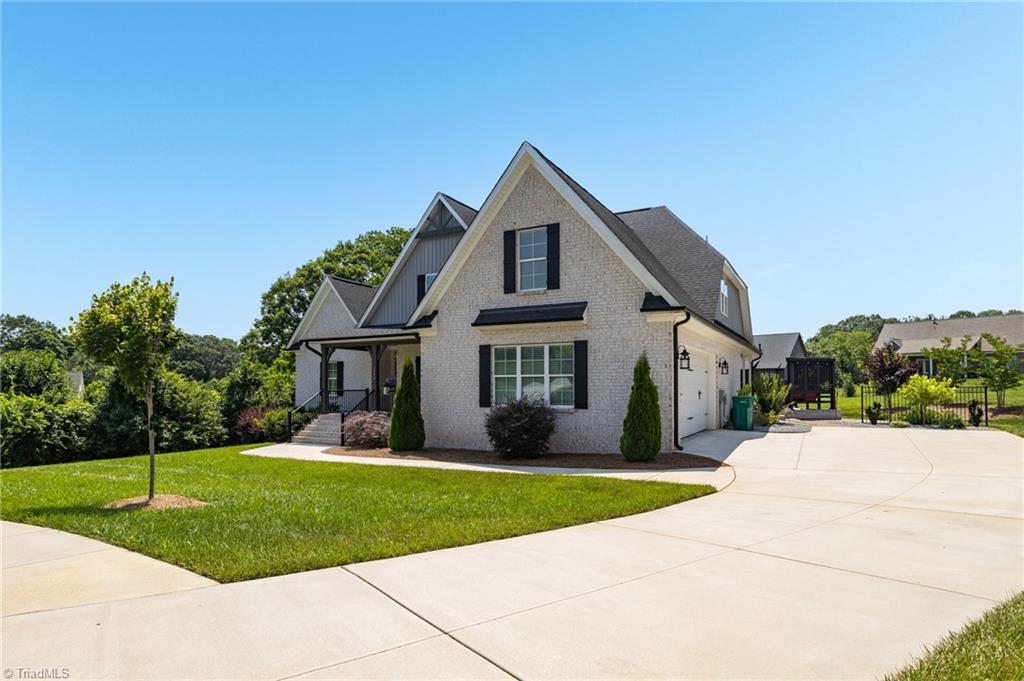 1020 Compass Rose Court