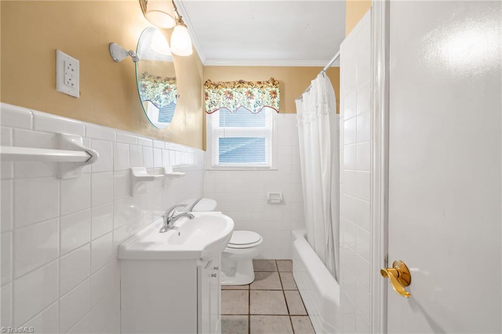 4943 Leinbach Drive, Winston-Salem