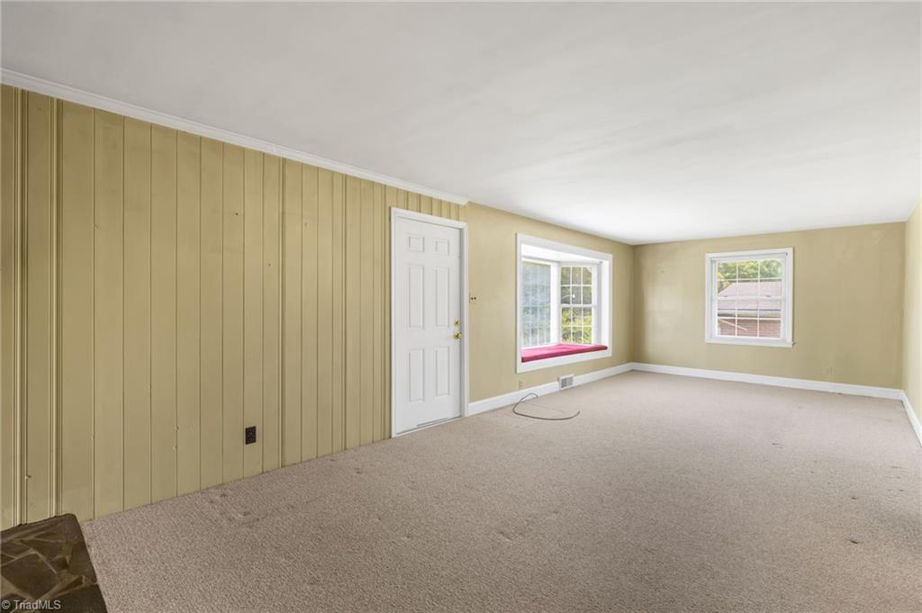 4943 Leinbach Drive, Winston-Salem