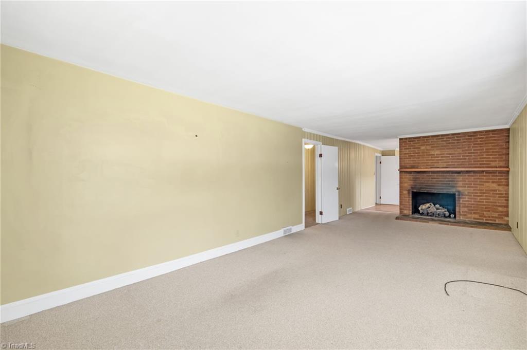 4943 Leinbach Drive, Winston-Salem