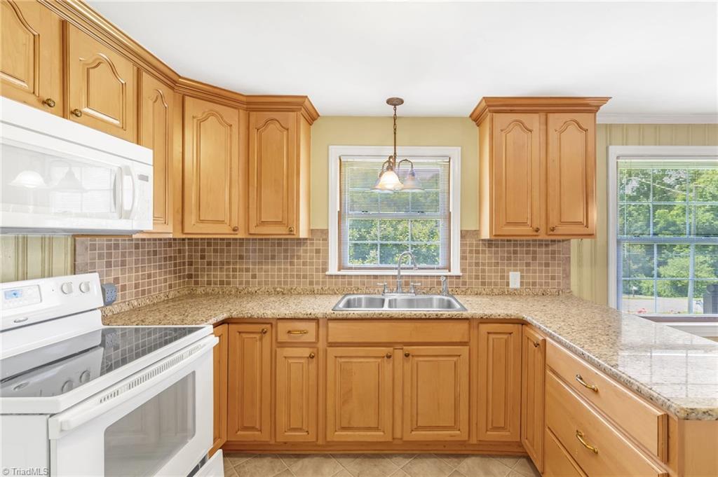 4943 Leinbach Drive, Winston-Salem