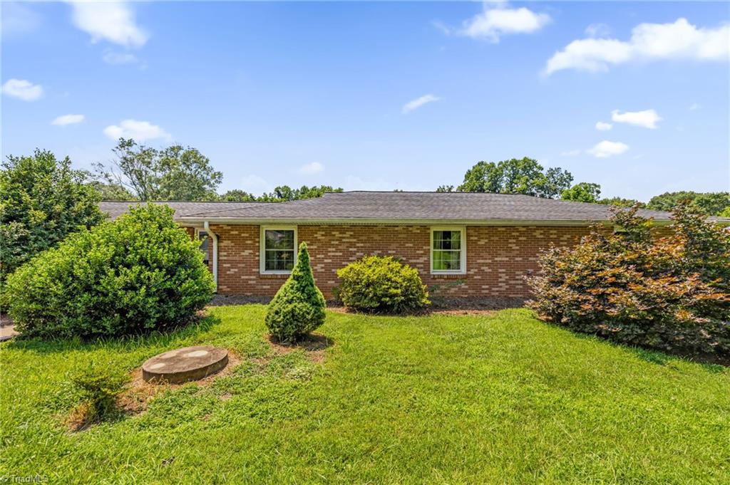 4943 Leinbach Drive, Winston-Salem