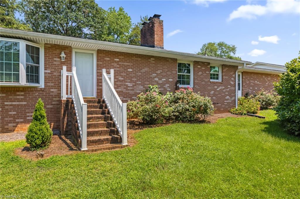 4943 Leinbach Drive, Winston-Salem