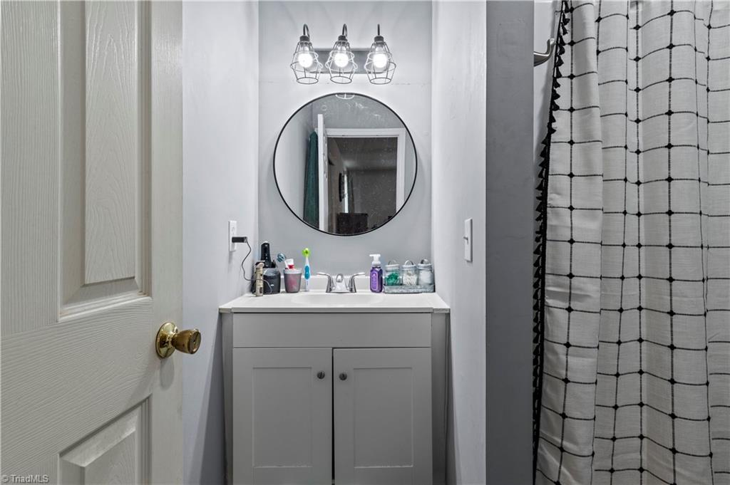 4855 Fleetwood Circle, Winston-Salem