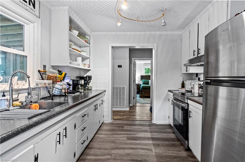 4855 Fleetwood Circle, Winston-Salem