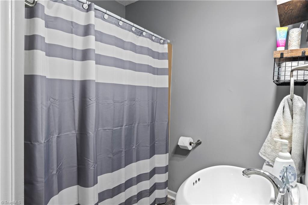 4855 Fleetwood Circle, Winston-Salem