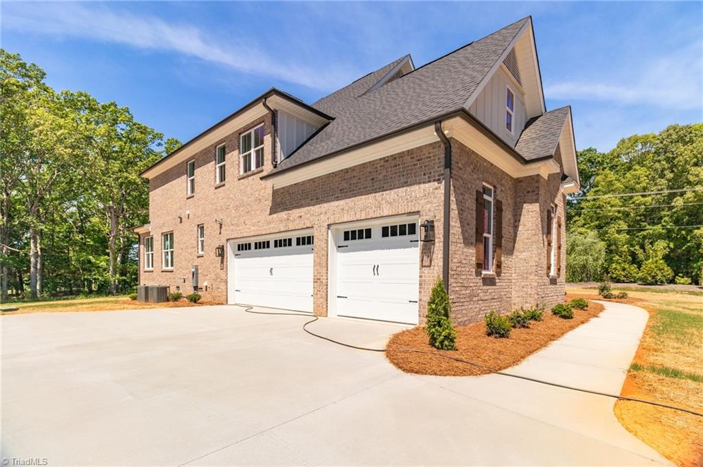 4011 Estate Drive