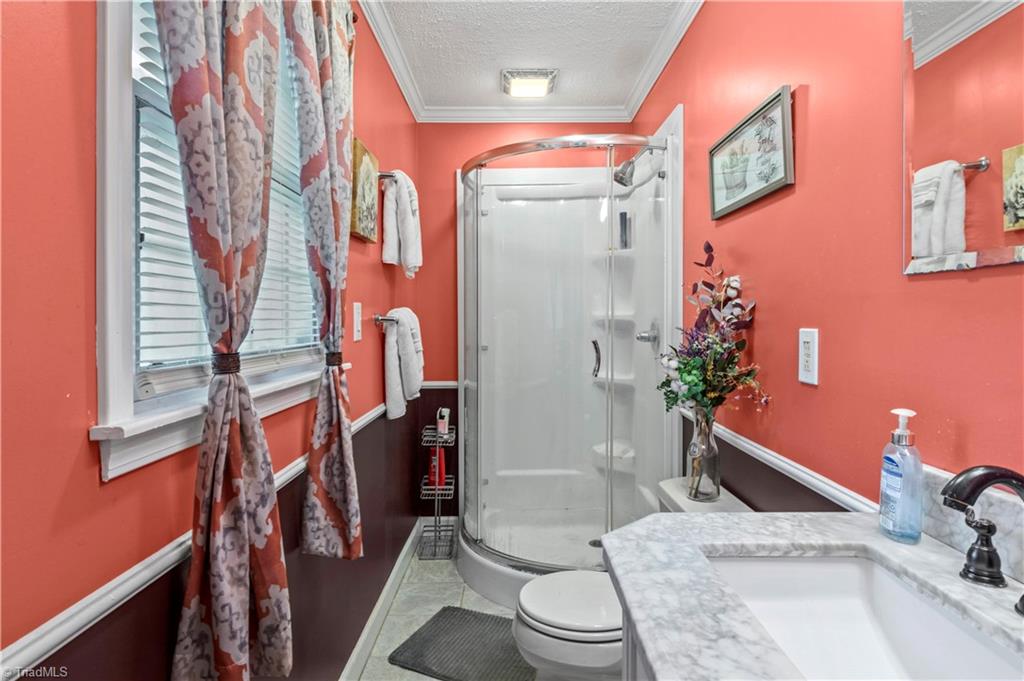 826 Meadowbrook Drive