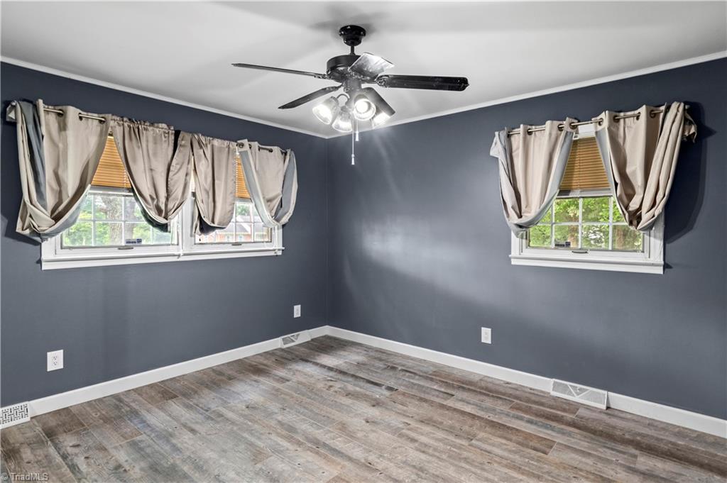 826 Meadowbrook Drive