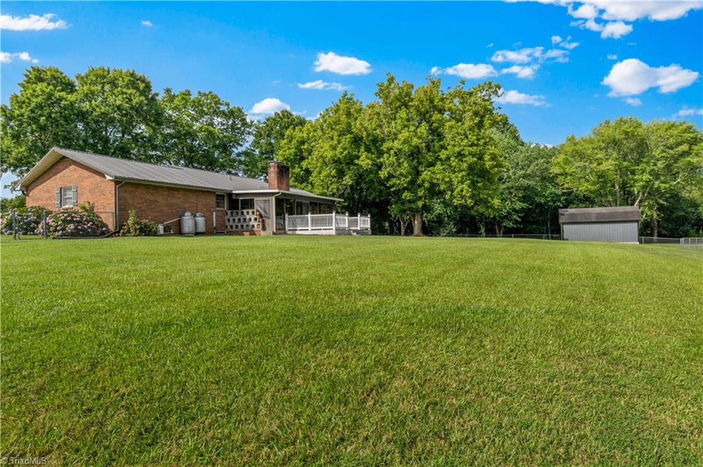 826 Meadowbrook Drive