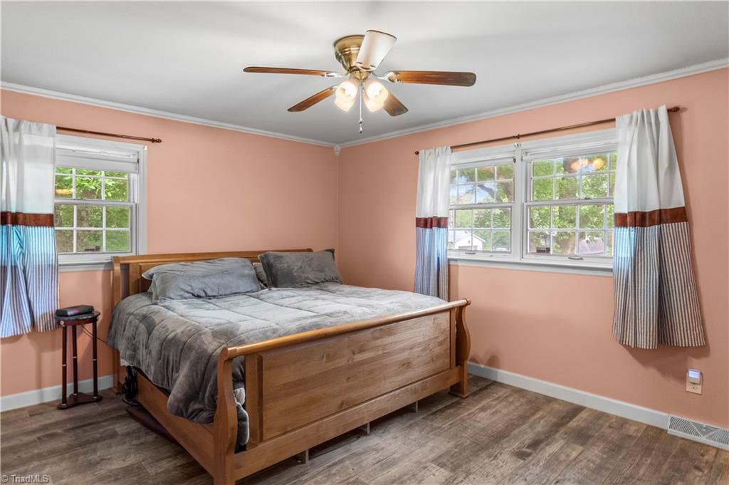 826 Meadowbrook Drive